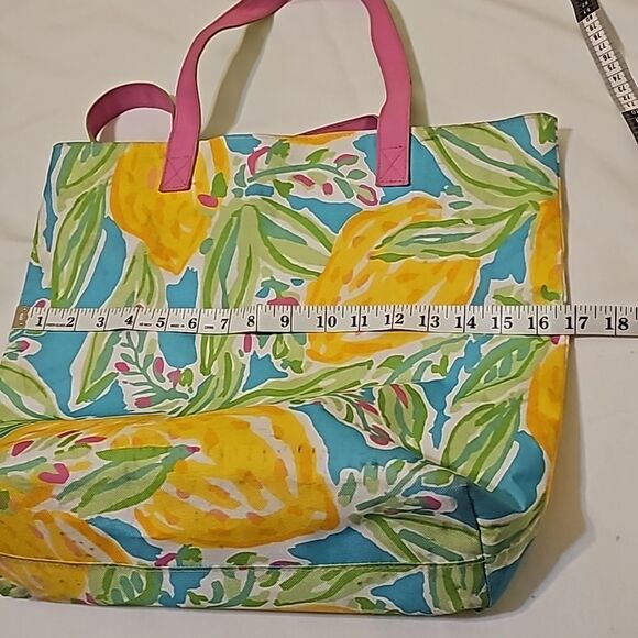 Lilly pulitzer for Estee lauder tote - Picture 6 of 8